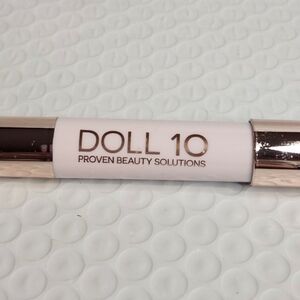 Doll 10 Lip Crayon in Enjoy Life